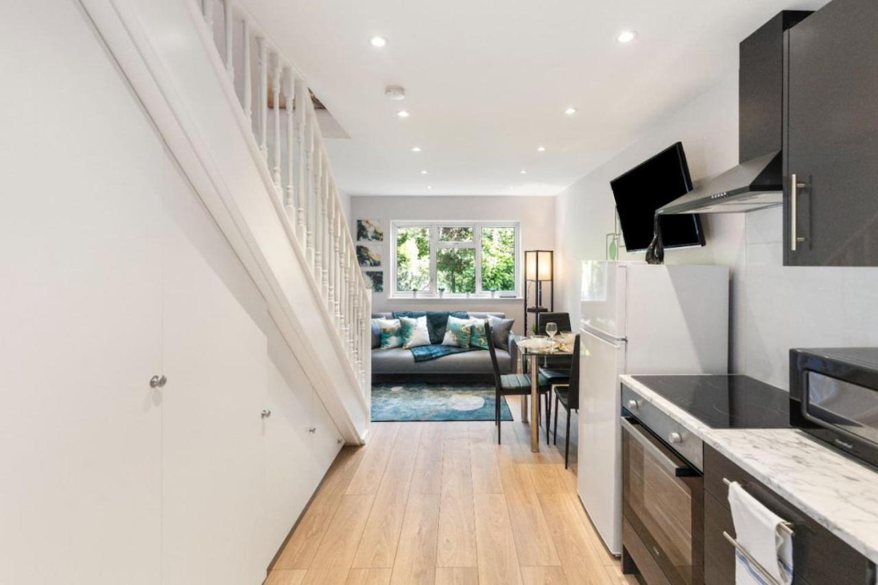 1 Bedroom House In An Affluent Part Of